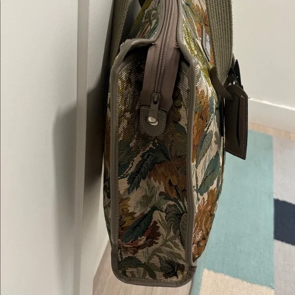 Vintage Diane Von Furstenburg weekender bag floral tapestry shoulder bag - Picture 8 of 17